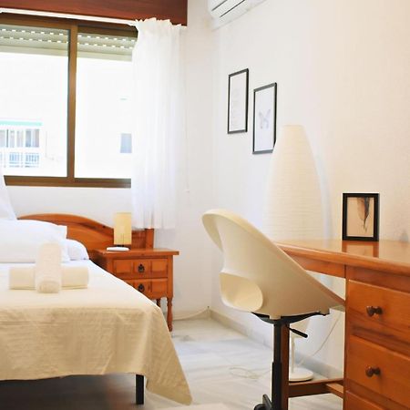 Amplio y luminoso apartamento cerca del centro y la playa con piscina y parking privado Málaga Exterior foto