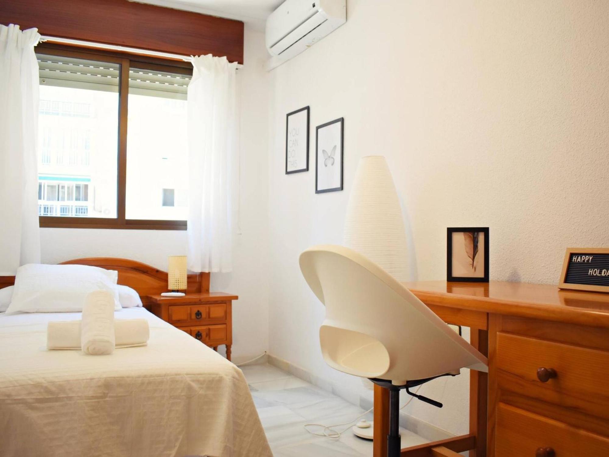 Amplio y luminoso apartamento cerca del centro y la playa con piscina y parking privado Málaga Exterior foto
