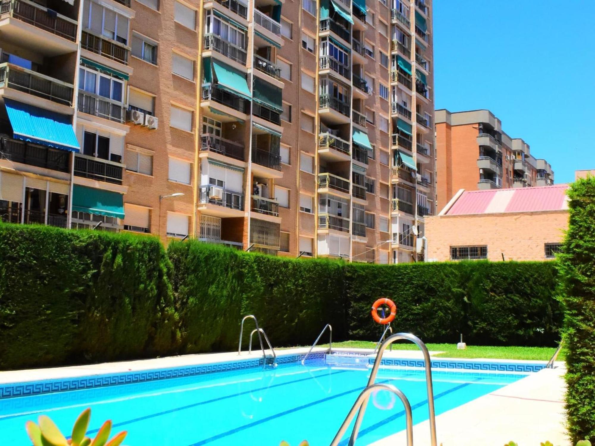 Amplio y luminoso apartamento cerca del centro y la playa con piscina y parking privado Málaga Exterior foto