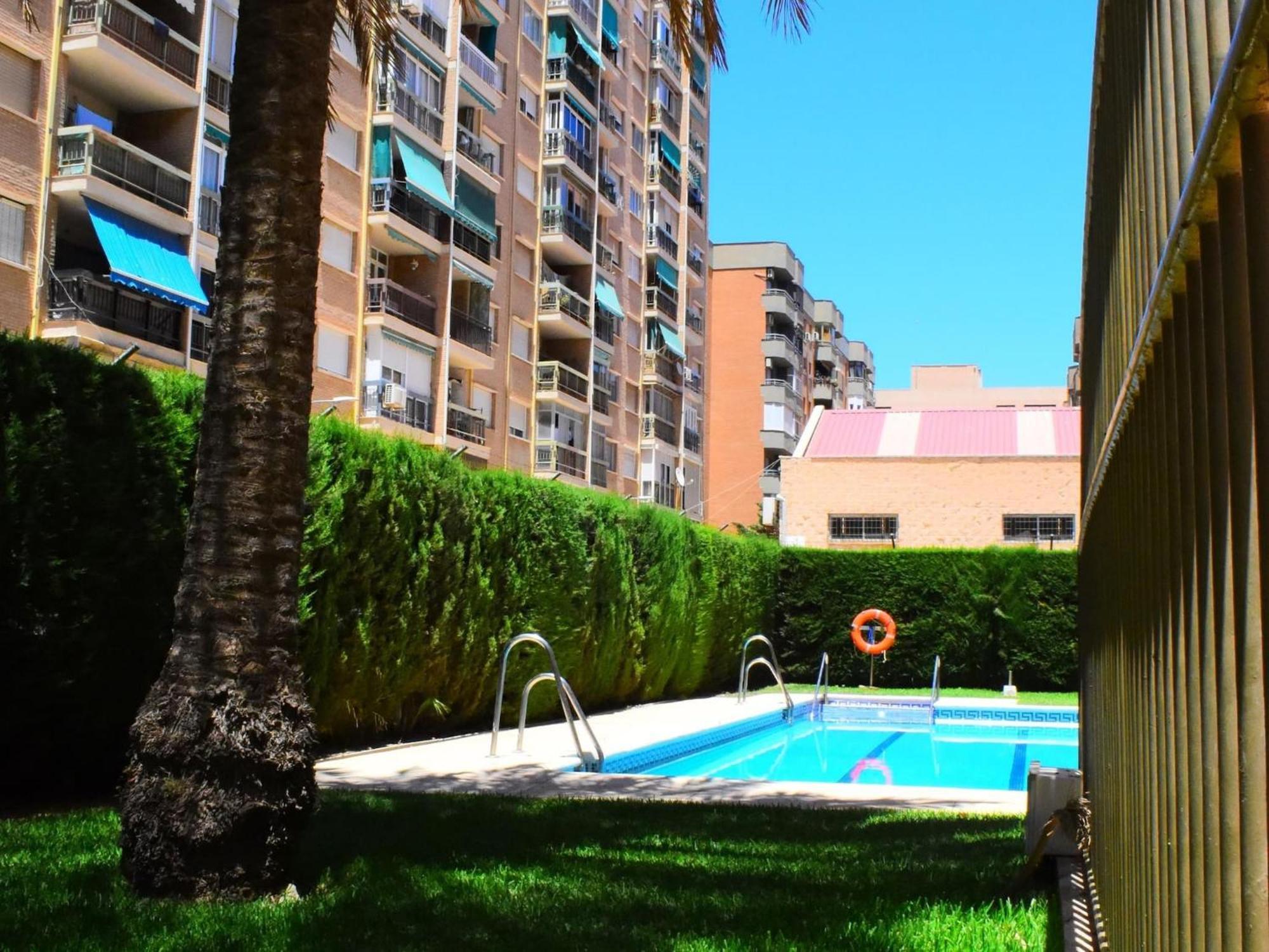 Amplio y luminoso apartamento cerca del centro y la playa con piscina y parking privado Málaga Exterior foto